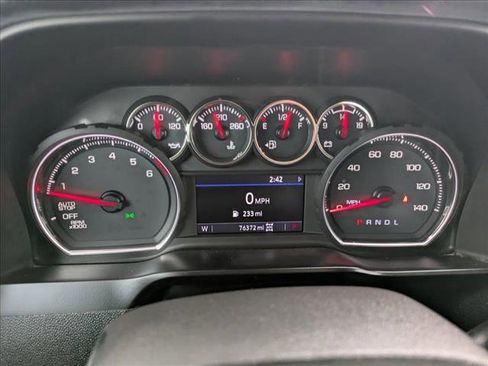 Used 2020 Chevrolet Silverado 1500 LT Trail Boss image 10