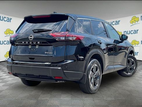 Used 2024 Nissan Rogue SV AWD/4WD image 6
