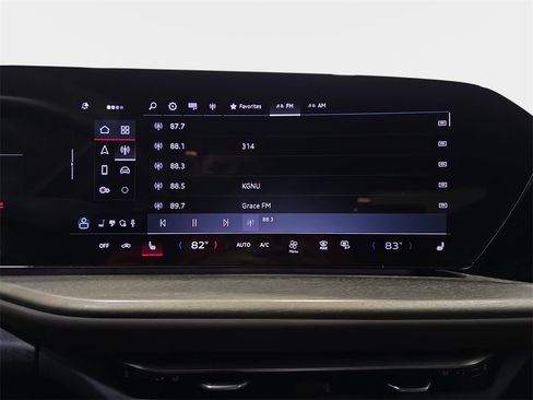 Used 2025 Audi Q5 2.0T Premium Plus w/ Premium Plus image 22