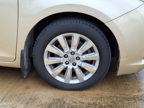 Used 2013 Toyota Sienna Limited w/ Premium Pkg AWD/4WD image 3