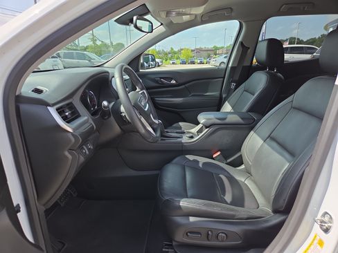 Used 2017 GMC Acadia SLT FWD image 10