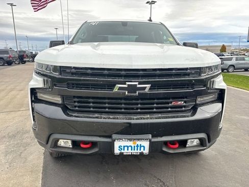 Used 2021 Chevrolet Silverado 1500 LT Trail Boss w/ Bed Protection Package image 8