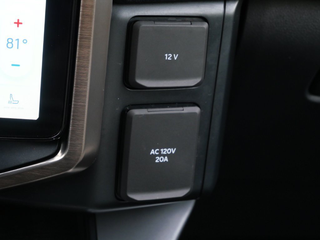 Used 2025 Ford F150 Lightning Lariat AWD/4WD image 52
