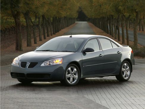 Used 2009 Pontiac G6 Sedan w/ Preferred Package FWD image 1