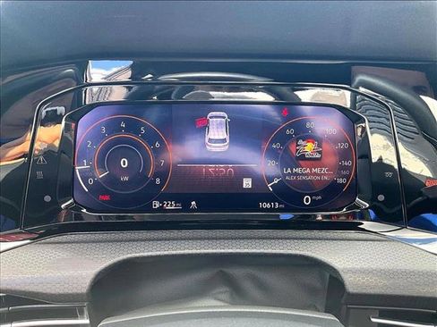 Used 2024 Volkswagen GTI SE image 22