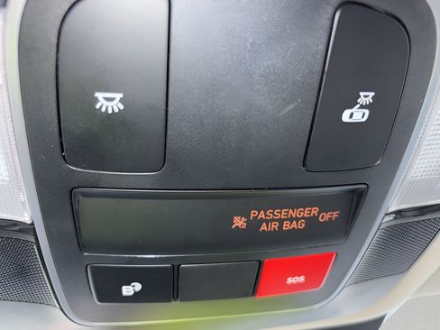 Used 2025 Hyundai Sonata SEL FWD image 28