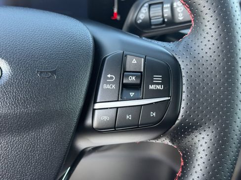 Used 2025 Ford Escape ST-Line Select AWD/4WD image 26