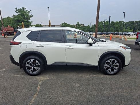 Used 2023 Nissan Rogue SV w/ SV Premium B Package AWD/4WD image 8