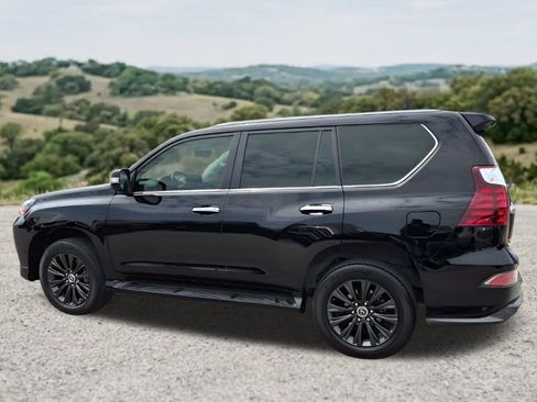 Used 2022 Lexus GX 460 Luxury w/ Sport Design Package AWD/4WD image 7