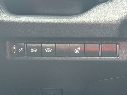Used 2025 Toyota RAV4 XLE w/ Weather Package AWD/4WD image 32