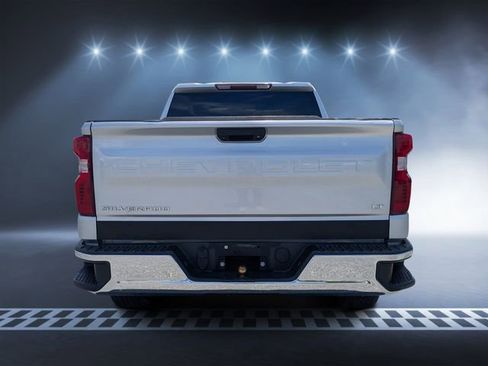 Used 2020 Chevrolet Silverado 1500 LT image 4