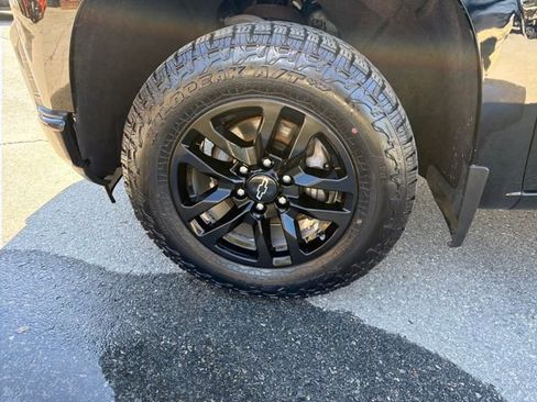 Used 2019 Chevrolet Silverado 1500 RST w/ All-Star Edition image 32