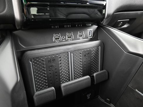 Used 2026 RAM 1500 Rebel w/ Rebel Level 2 Equipment Group AWD/4WD image 23