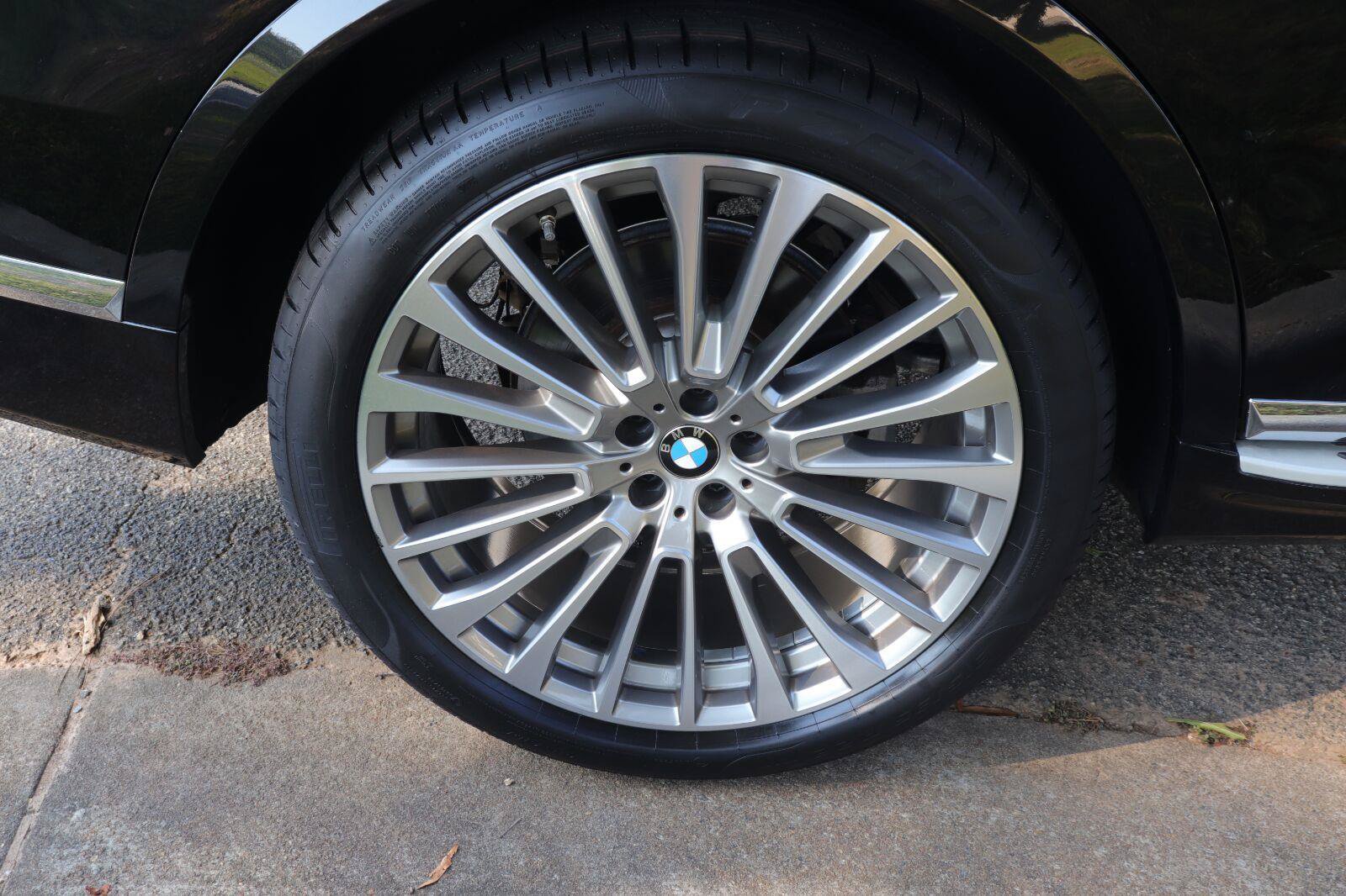 Used 2024 BMW X7 xDrive40i w/ Premium Package AWD/4WD image 48