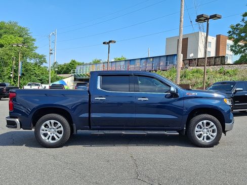 Certified 2023 Chevrolet Silverado 1500 LTZ w/ LTZ Convenience Package II AWD/4WD image 7