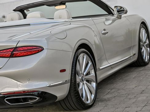 New 2026 Bentley Continental GTC image 9
