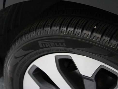 Used 2022 Kia Telluride EX w/ EX Premium Package FWD image 20