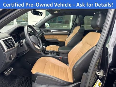 Certified 2023 Volkswagen Atlas Cross Sport SEL Premium R-Line AWD/4WD image 10