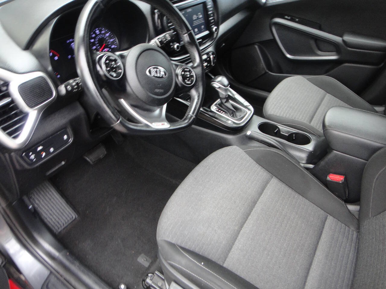 Used 2021 Kia Soul GT-Line FWD image 7