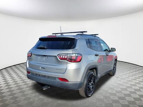 Used 2021 Jeep Compass Sport image 9