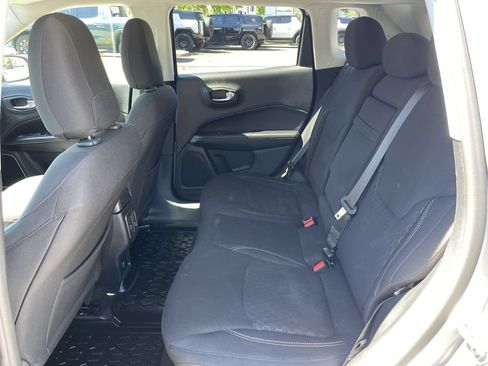 Used 2018 Jeep Compass Sport AWD/4WD image 23