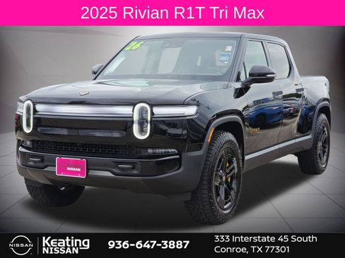 Used 2025 Rivian R1T Premium Tri AWD/4WD image 2