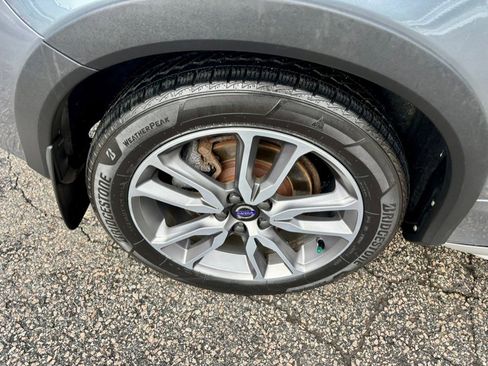 Used 2018 Volvo V60 T5 Cross Country w/ Convenience Package image 31