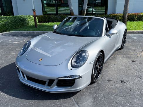 Used 2016 Porsche 911 Carrera GTS image 19