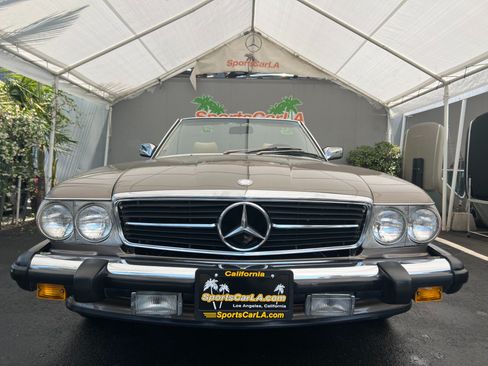 Used 1987 Mercedes-Benz 560 SL image 4