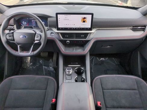 Used 2025 Ford Explorer ST AWD/4WD image 16