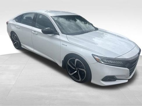 Used 2022 Honda Accord Sport image 1