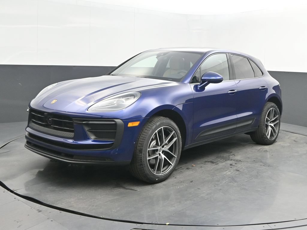Certified 2026 Porsche Macan AWD/4WD image 1