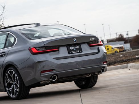 New 2026 BMW 330i Sedan w/ Premium Package image 6