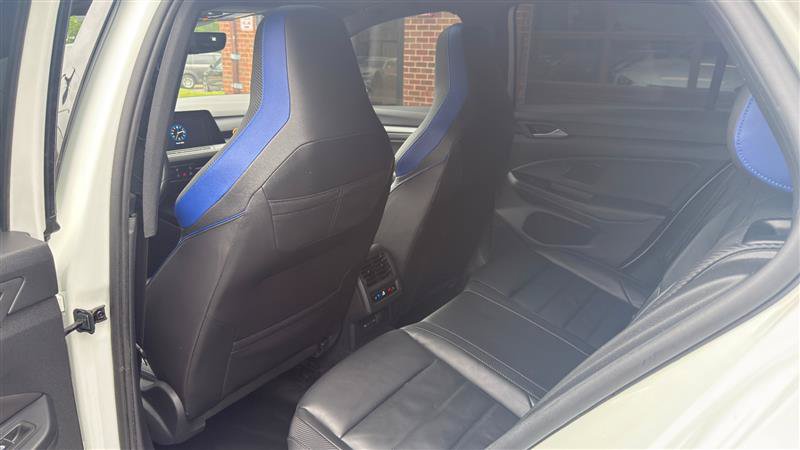 Used 2023 Volkswagen Golf R AWD/4WD image 22
