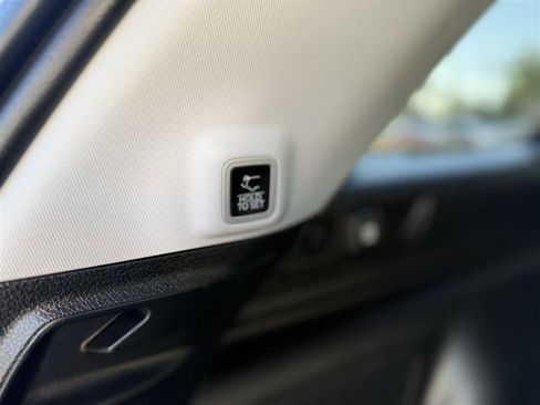 Used 2023 Jeep Grand Cherokee 4WD 4xe image 16