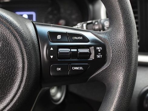 Used 2017 Kia Sorento AWD image 13