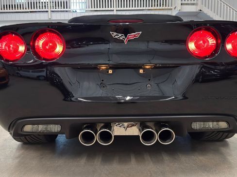 Used 2013 Chevrolet Corvette Grand Sport w/ 2LT Preferred Equipment Group RWD image 9