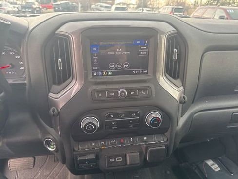 Used 2024 Chevrolet Silverado 2500 Custom w/ Custom Value Package image 15