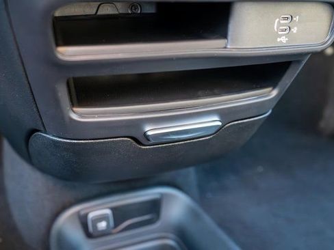 New 2026 Chrysler Pacifica Select FWD image 24