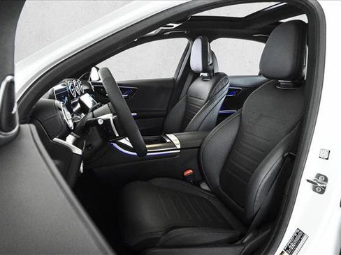 New 2026 Mercedes-Benz C 300 4MATIC Sedan image 18