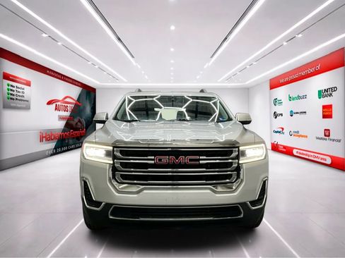 Used 2020 GMC Acadia SLE w/ Driver Convenience Package FWD image 3