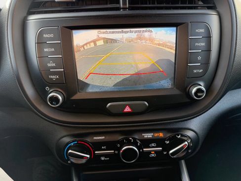 Used 2021 Kia Soul GT-Line image 12