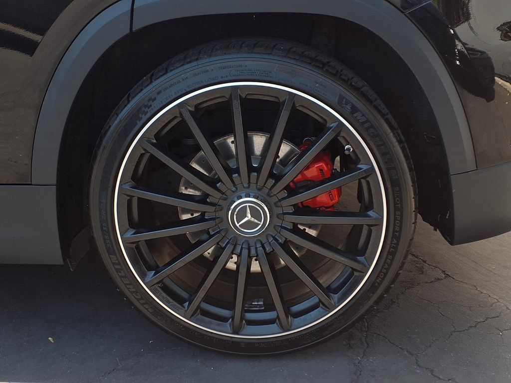 Used 2022 Mercedes-Benz GLA 45 AMG 4MATIC image 5