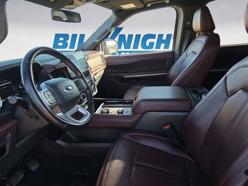 Used 2024 Ford Expedition Limited image 9