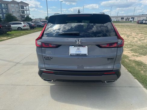 Certified 2026 Honda CR-V Sport Touring image 7