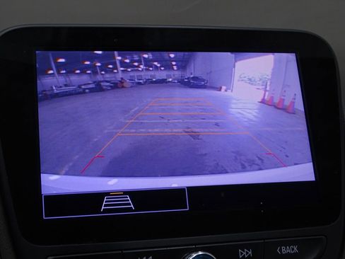 Used 2022 Chevrolet Malibu LT image 8