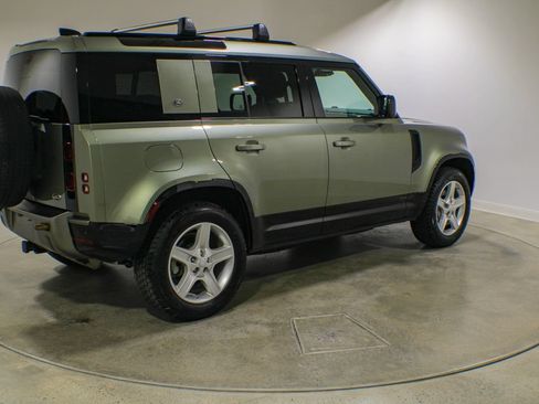 Used 2021 Land Rover Defender 110 X-Dynamic HSE AWD/4WD image 5