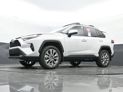 New 2025 Toyota RAV4 XLE Premium image 27