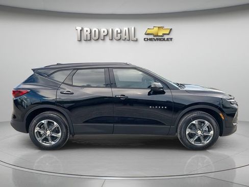 New 2026 Chevrolet Blazer LT w/ Convenience Package FWD image 6