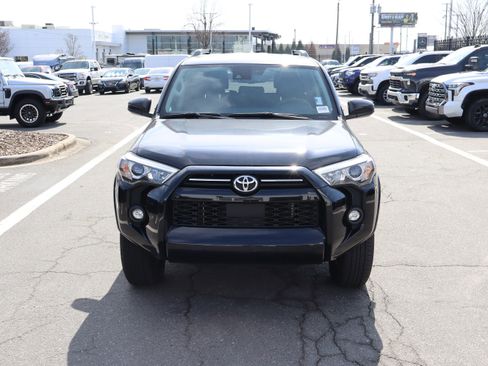 Used 2022 Toyota 4Runner SR5 image 15